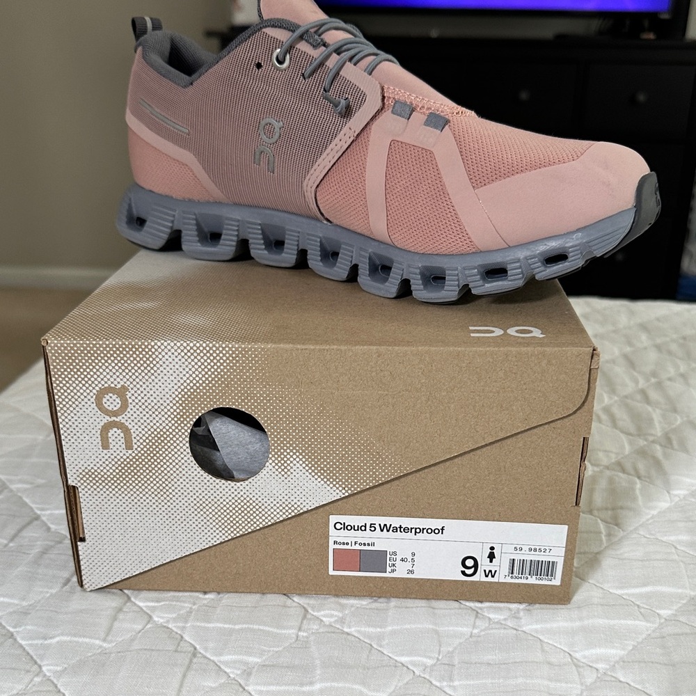 On Running Cloud 5 Waterproof Shoes in Pink and Gray
